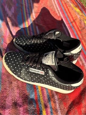 Reebok Black and White Polka Dot Low-Top Sneakers 👟